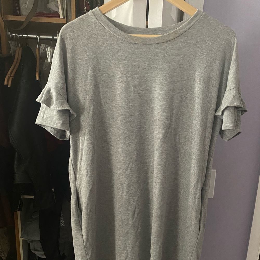 Gray Nordstrom Lush Shirt Dress with Ruffle Sleeve detail